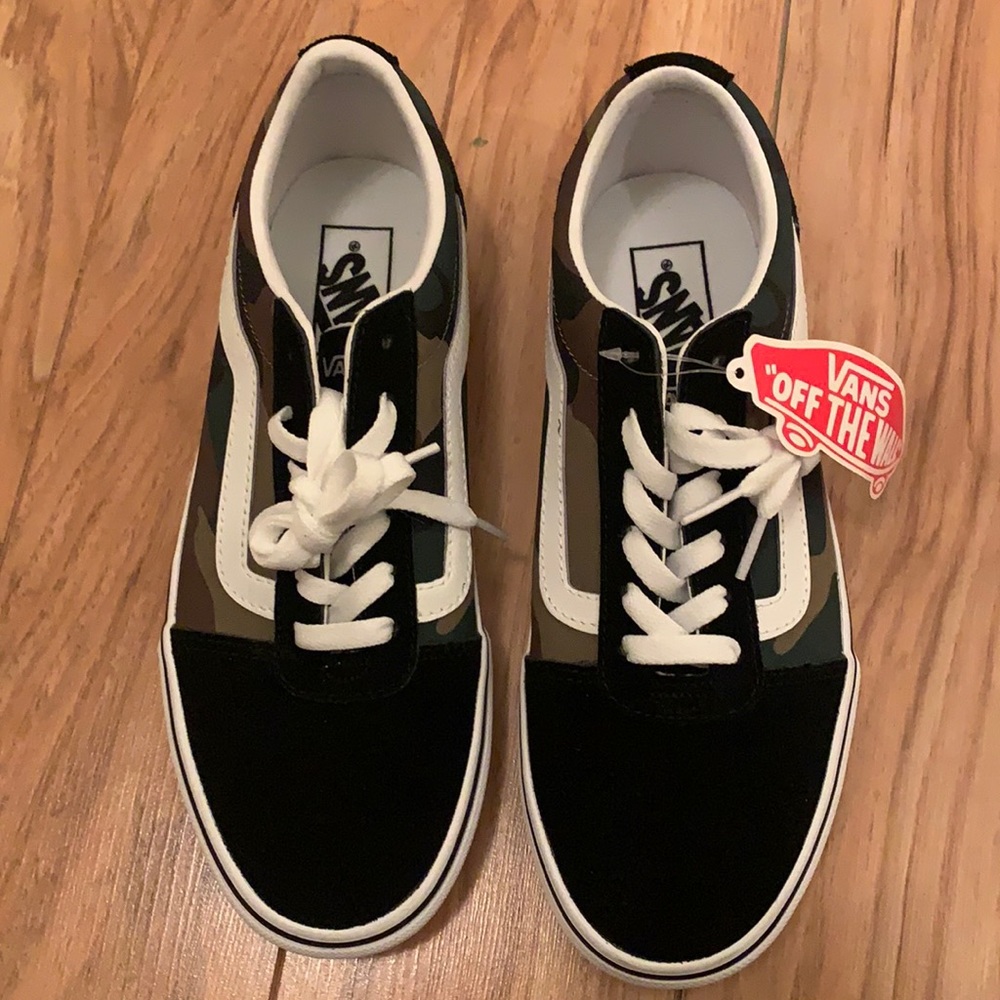 Black/Camo Vans